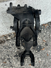 Load image into Gallery viewer, 8 9.9 15 hp Mercury SWIVEL BRACKET 3402-8831A8 3402-8831T08 SWIVEL HEAD 42213A24 CLAMPS 3404-8894A8 port 3403-8892A6 strbd Two Stroke 2 Cylinder