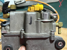 Charger l'image dans la galerie, Séparateur de vapeur et pompe à carburant Mercury 60 CV VST 883202T02 TESTÉ & régulateur 883257T 1 compatible avec les moteurs quatre temps EFI 30 40 50 CV