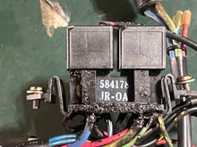 Cargar imagen en el visor de la galería, 70 60 50 hp Johnson Evinrude TRIM HARNESS CONTROL CABLE  0584177 two stroke 1991-1995