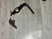 Load image into Gallery viewer, 100 115 125 Mercury THROTTLE LEVER spark advance 44333 44332-C LINK 44337 THROTTLE CAM 14518T1 Two Stroke