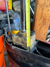 Lade das Bild in den Galerie-Viewer, 30 25 hp Mercury LOWER UNIT ASSY 825132T23 gearcase 8M0187015 346Q600006 four stroke EFI