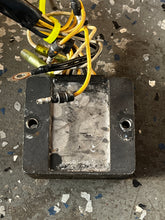 Cargar imagen en el visor de la galería, DT 225 250 200 150 HP Suzuki 32800-92E00 32800-92E10 voltage RECTIFIER & REGULATOR electrical OEM two stroke 92E10