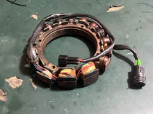 Cargar imagen en el visor de la galería, 115 130 hp Yamaha STATOR generator 6N7-85510-00-00 two stroke 1990-2006