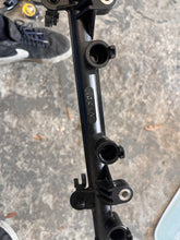 Load image into Gallery viewer, f 115 hp Yamaha DELIVERY PIPE fuel rail 6EK-13160-00-00 four stroke 2014-2021 some 130 hp compatibility