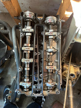 Load image into Gallery viewer, sold ebay april2025——f 115 hp Yamaha 2003 Cylinder Head 68V-11110-00-94 four stroke 2000-2011 68V-W009A-01-1S