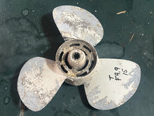 Cargar imagen en el visor de la galería, t 9.9 hp Yamaha PROPELLER 3X11-3/4"X9-1/4"-R) 6G8-45947-00-EL four stroke 1994-2006 T9.9ELRT