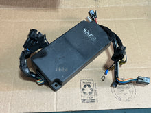 Cargar imagen en el visor de la galería, DT 225 hp suzuki efi ICM Ignition Control Module unit 92E2 f8t30293 32910-92e20  sup: 32910-92E00 two stroke