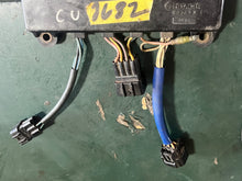 Cargar imagen en el visor de la galería, 150 175 200 hp Yamaha 62H-85540-00-00 CDI CU2682 1994-95 two stroke