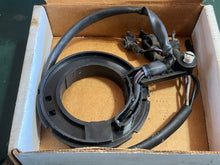 Cargar imagen en el visor de la galería, parts 30 40 hp Mercury & Mariner TRIGGER 96452A5 134-6452 two stroke 1989-1996 wire insulation erosion