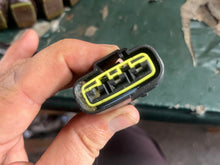 Lade das Bild in den Galerie-Viewer, f 150 hp Yamaha STATOR 63P-81410-00-00 63P-00 four stroke 2004-2024