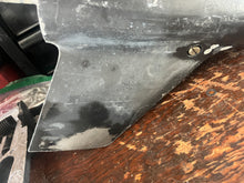 Cargar imagen en el visor de la galería, 90 hp Force LOWER UNIT up-and-down-to-shift 20” 6977061 1600-820588T1 Two Stroke 1992 908A92A case 6977061