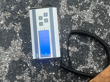 Load image into Gallery viewer, 50 40 hp Yamaha top cowl 64J-42610-00-4D engine cover four stroke 62Y-42610-20-4D 62Y-42610-00-4D 94 - 01 t & f outboards