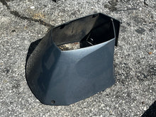 Lade das Bild in den Galerie-Viewer, 250 300 225 hp Yamaha bottom cowling APRON 60V-42741-00-8D Two Stroke HPDI 3.3 Liter 2003-2009 some compatibility hp