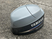 Lade das Bild in den Galerie-Viewer, REPAIR JOB: f 60 hp Yamaha TOP COWLING ASSY 6C5-42610-00-8D four stroke 2006-2009 6C5-42610-00-4D 6C5-42610-00-00 6C5-42610-01-00