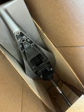 Lade das Bild in den Galerie-Viewer, refurbished bf 225 honda 20" lower unit