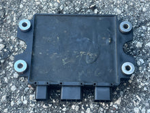 Load image into Gallery viewer, f 100 80 hp Yamaha 67F-85540-01-00 CDI UNIT ecu f8t35572 67f-01 four stroke 2000-2002