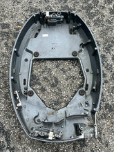 Load image into Gallery viewer, F 100 80 hp Yamaha BOTTOM COWLING ASSY 67F-42710-00-4D four stroke 1999-2002