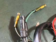Cargar imagen en el visor de la galería, 225 250 300 hp Mercury TRIM HARNESS 826802A2 two stroke EFI 1994-1996 - approx 13” length