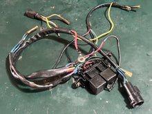 Cargar imagen en el visor de la galería, 70 60 50 hp Johnson Evinrude TRIM HARNESS CONTROL CABLE  0584177 two stroke 1991-1995
