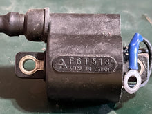 Cargar imagen en el visor de la galería, 90 80 hp Tohatsu f6t513 IGNITION COIL 6” cord 3B7060501 two stroke 2002
