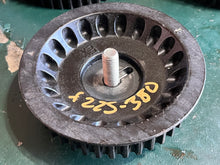 Cargar imagen en el visor de la galería, f 225 250 300 hp Yamaha GEAR DRIVEN PULLEY 6CB-11567-00-00 four stroke 2010-2020