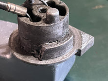 Load image into Gallery viewer, 25 hp Yamaha Tiller Handle Kit 6G1-42111-04-EK 6L2-W0084-00-EK two stroke Two Cylinder 1988-1994 also 6G1-42111-02-EK