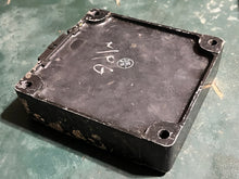 Lade das Bild in den Galerie-Viewer, 225 250 hp Mercury EFI ECU control unit 8257542 oem 825754 2 TWO STROKE 3 Liter Replaced by -830046 2