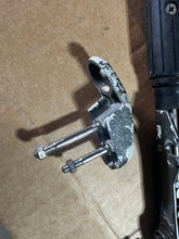 Cargar imagen en el visor de la galería, sold ebay apr2026—-DT 6 hp Suzuki TILLER HANDLE 63111-98102-0ED & cover corner 63113-98120-0ED two stroke 1999 ‘92-2002
