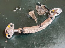 Load image into Gallery viewer, 250 225 200hp Yamaha FUEL PIPE 6 60V-13976-10-00 two stroke HPDI 3.3 liter 2003-2008 60V-13976-00-00 some compatibility 300 hp