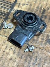 Load image into Gallery viewer, f 115 hp Yamaha 68V-85885-00-00 genuine THROTTLE SENSOR intake 2000-2011 four stroke