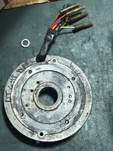 Cargar imagen en el visor de la galería, DT 8 & 6 hp Suzuki STATOR 32101-98151 STATOR ASSY two stroke 1986-2002