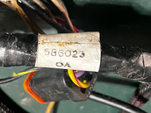 Lade das Bild in den Galerie-Viewer, 200 225 hp Johnson Evinrude ENGINE HARNESS motor cable assy 586023 0586243 two stroke v6