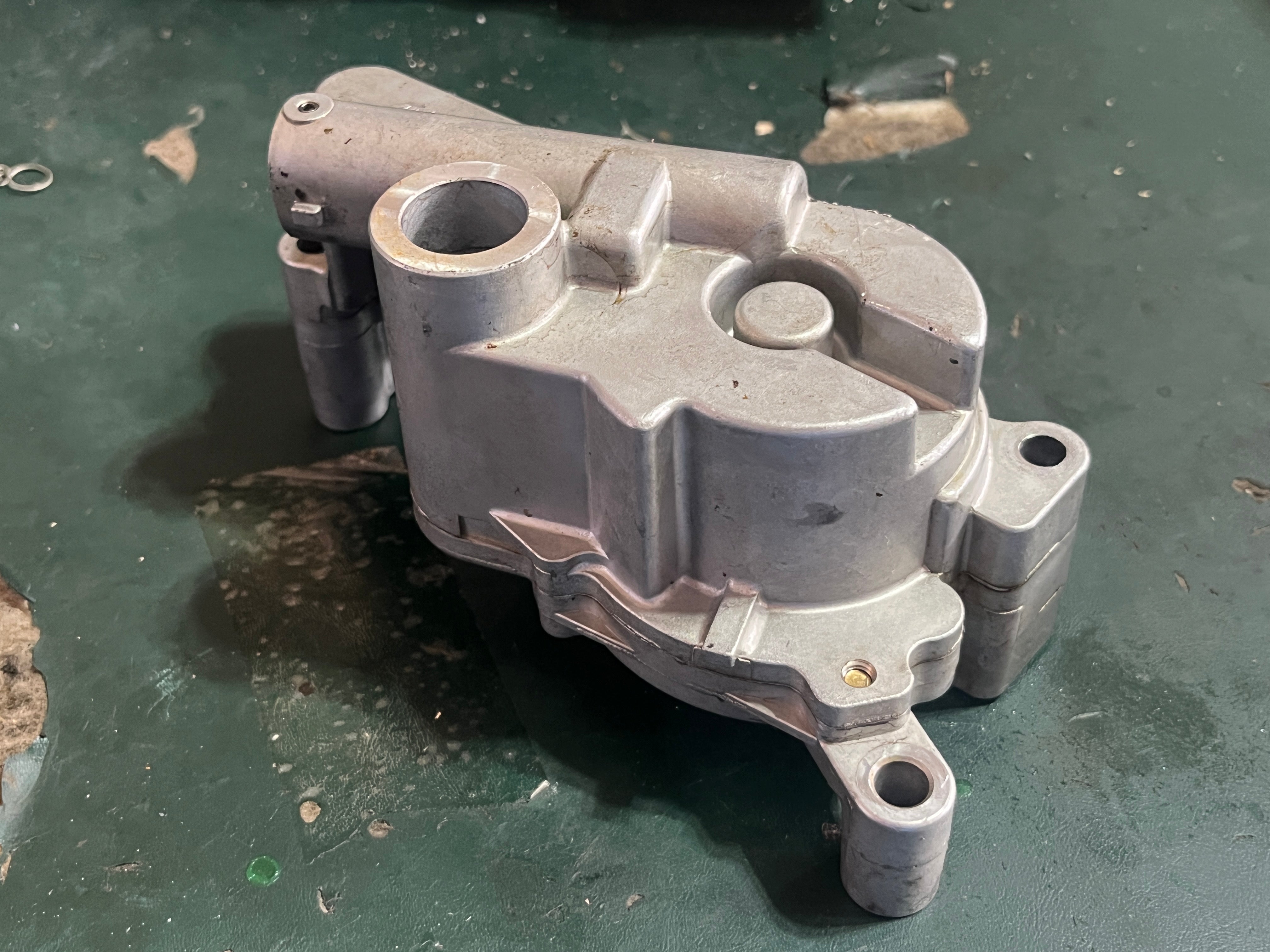 DF 225 200 250 hp Suzuki OIL PUMP ASSY 16400-93J01 with SPROCKET 12632 ...