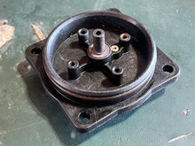 Charger l'image dans la galerie, Evinrude SÉPARATEUR DE VAPEUR DE CARBURANT SUPÉRIEUR deux temps Petite aiguille