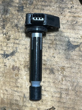 Cargar imagen en el visor de la galería, BF 200 225 250 hp Honda 30520-ZX2-003 ignition coil pre1997-2007+ four stroke