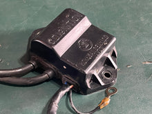 Cargar imagen en el visor de la galería, DT 8 HP Suzuki 32900-98110 CDI UNIT & IGNITION COIL electrical Two Stroke OEM NLA also 6 hp
