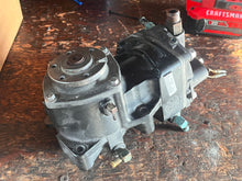 Lade das Bild in den Galerie-Viewer, 200 225 250 hp Mercury AIR COMPRESSOR Optimax 3.0 liter Two Stroke 828123A9 two stroke superseded 8M0063279 828123A23 828123A14 828123A 828123T15 828123T13 828123A30