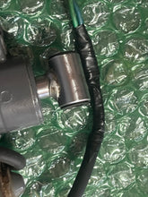 Cargar imagen en el visor de la galería, sold shopify june2025——BF 40 50 hp Honda 56000-ZV5-822ZA ptt POWER TRIM-TILT 56000-ZV5-823ZA pre ‘97-2005