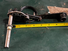 Lade das Bild in den Galerie-Viewer, 200 225 250 hp Johnson Evinrude SHIFT ARM ASSY with SWITCH 0586437 331737 433481 431908 two stroke