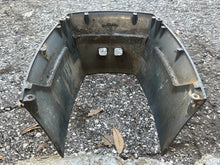 Lade das Bild in den Galerie-Viewer, 75 85 hp Yamaha BOTTOM COWL APRON 688-42741-00-4D two stroke - some compatibility with 90 hp 1994-1995