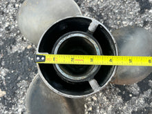 Lade das Bild in den Galerie-Viewer, Mercury MIRAGE PLUS Propeller 14 3/4x21p LH 48-13703 Stainless Prop 3-blade 1243-2 Yamaha 6 Cylinder NEEDS HUB KIT