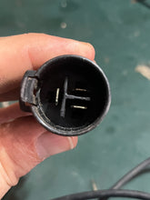 Load image into Gallery viewer, 115 - 225 hp Yamaha VOLTAGE regulator rectifier 6R3-10 6R3-81960-00-00 two stroke SPECIAL CONNECTOR some compatibility 115-225 1990-2007