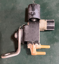 Load image into Gallery viewer, BF 225 175 200 250 hp Honda AIR BYPASS VALVE 36163-ZY3-003 four stroke 2002-up