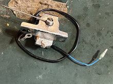 Cargar imagen en el visor de la galería, 90 - 50 Tohatsu Nissan CHOKE SOLENOID 353760502 plunger 353760730 Two Stroke