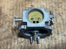 Cargar imagen en el visor de la galería, 9.9 15 HP Johnson 0436778 CARBURETOR BODY ONLY 340835 two stroke 1994-2001