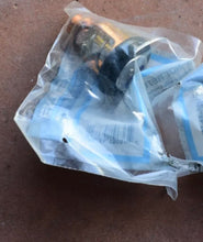 Lade das Bild in den Galerie-Viewer, 75 90 hp Mercury EFI Quicksilver 855676 1 Thermostat two stroke