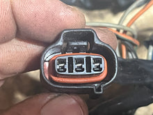 Load image into Gallery viewer, DF 40 50 hp Suzuki 36610-87J70 engine wiring harness (2000) 1998-2010 four stroke 3 cylinder