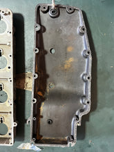 Lade das Bild in den Galerie-Viewer, DT 115 140 hp Suzuki intake AIR SILENCER 13811-94501 COVER 13812-94502 two stroke 1981-82