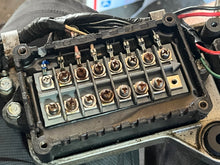 Cargar imagen en el visor de la galería, 115 hp Yamaha CDI UNIT 6E5-85540-12-00 HARNESS RECTIFIER BRACKET two stroke 1984-1993