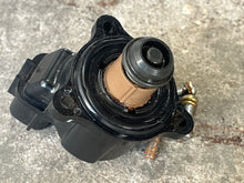 Cargar imagen en el visor de la galería, DF 200 hp Suzuki IAC VALVE intake manifold 18137-93J00 18137-93J01 four stroke 2015-2019 some 150 175 compatibility